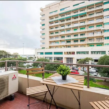 Gigante Cosy Flat In 6guests Appartement Genua