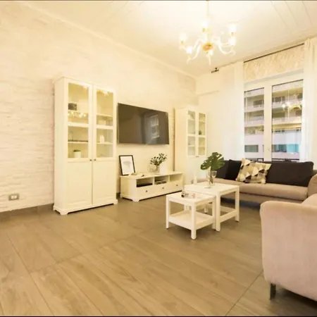 Gigante Cosy Flat In 6guests * Genua